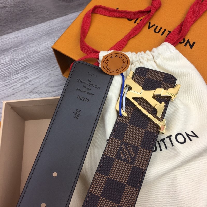 l0vis Vvtt0n belts